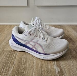Women's size 8 asics gel kayno 30 running shoes. White aqua blue purple. GUC.